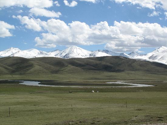 Photos of Bayinbuluke Prairie of Xinjiang Uygur