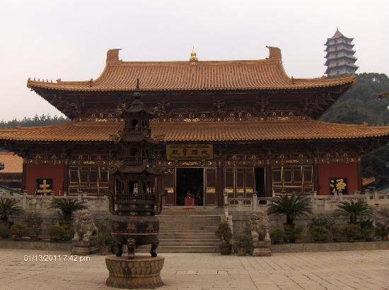 Photos of Donglin Monastery