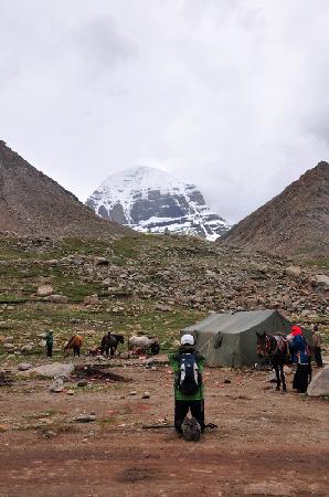 Photos of Gangren Boqi Peak (Mt Kailas)