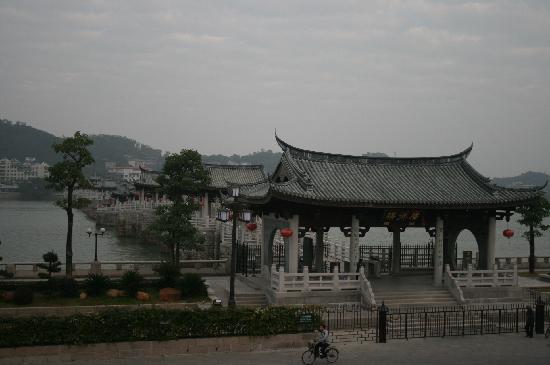 Photos of Guangji Bridge