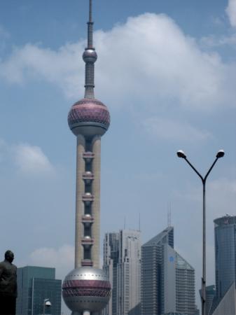 Photos of Oriental Pearl Tower (Dongfang Mingzhu)