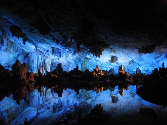 Photos of Reed Flute Cave (Ludi Yan)