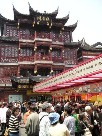 Photos of Shanghai Temple Of the Town God (Chenghuang Miao)