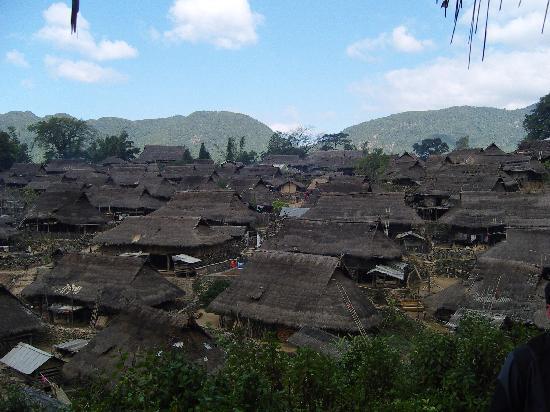 Photos of Wengding Wa Nationality Gregarious Village