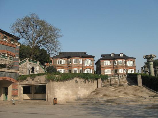 Photos of Zhenjiang Museum